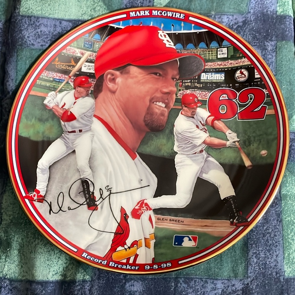 Mark McGwire MLB Collector Plate Record Breaker 9-8-98 1998I Home Run Hero
